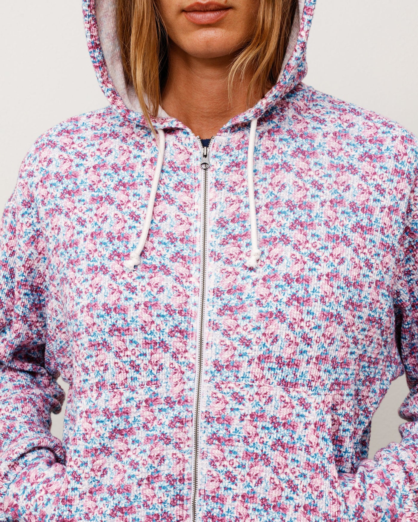 LIGHTWEIGHT THERMAL HOODIE