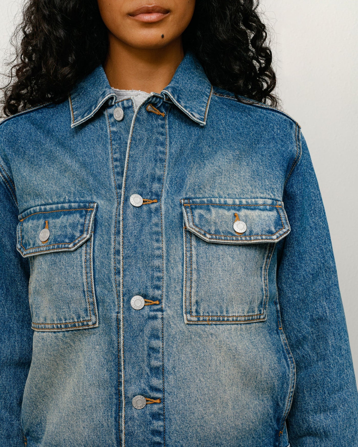 DENIM TRUCKER JACKET