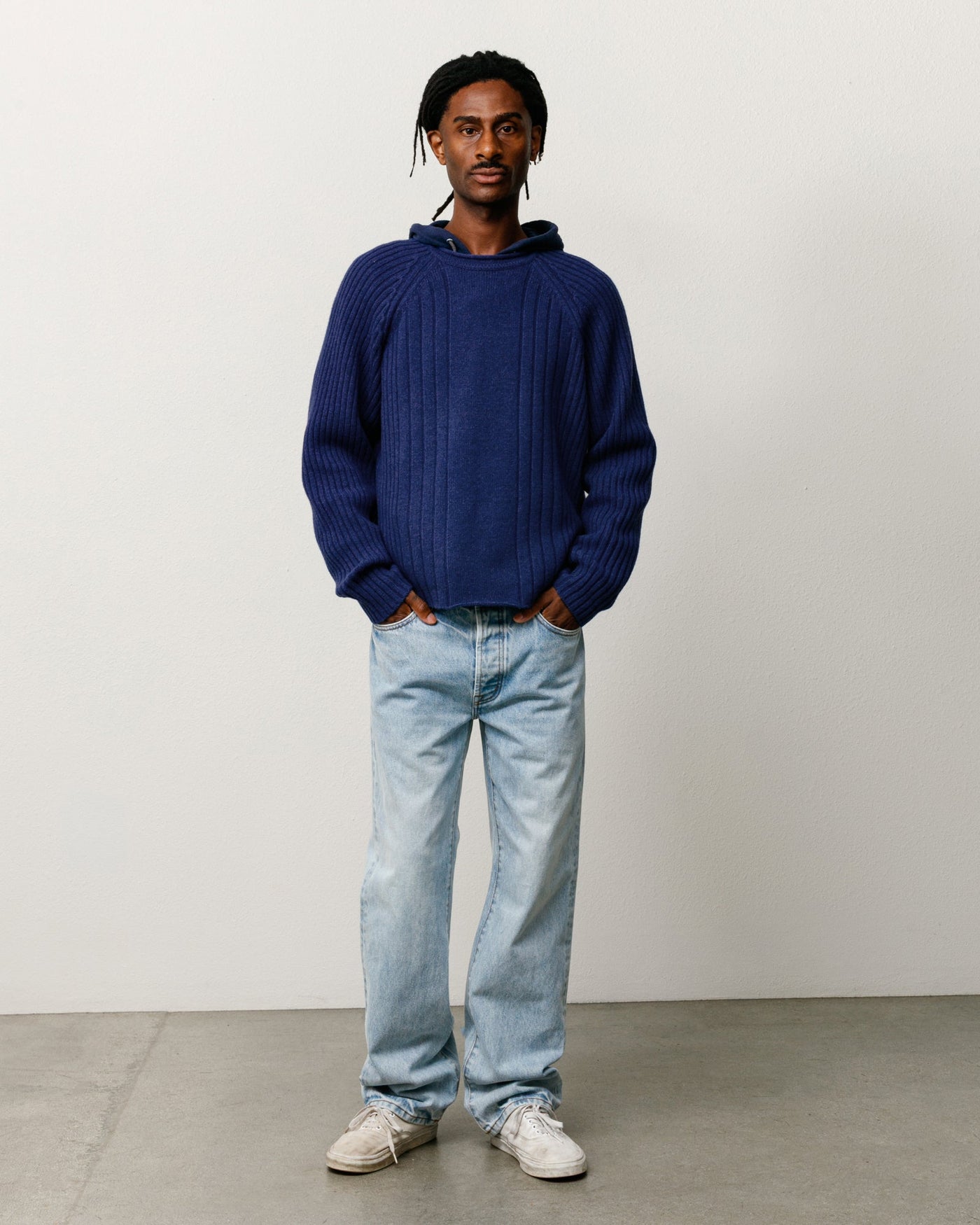 MERINO ROLL NECK SWEATER