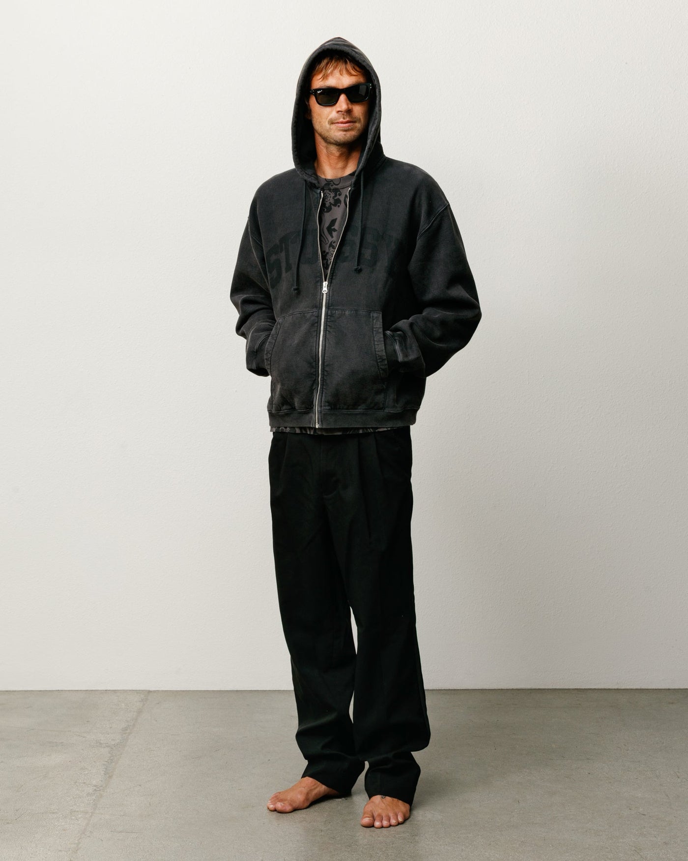 FADED GRAPHIC ZIP HOODIE